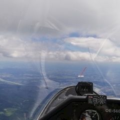 Flugwegposition um 11:50:59: Aufgenommen in der Nähe von Gemeinde Waldhausen im Strudengau, Waldhausen im Strudengau, Österreich in 2182 Meter